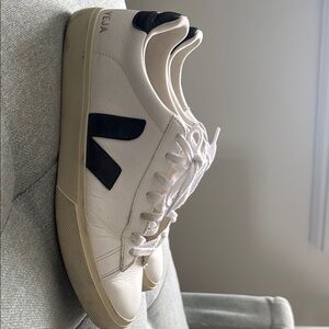 Veja Men's White and Black Sneakers